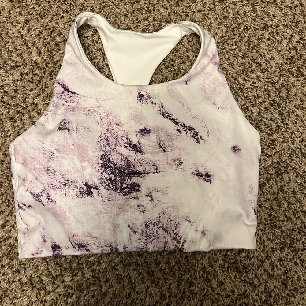 Gapfit Blackout Technology Sports Bra